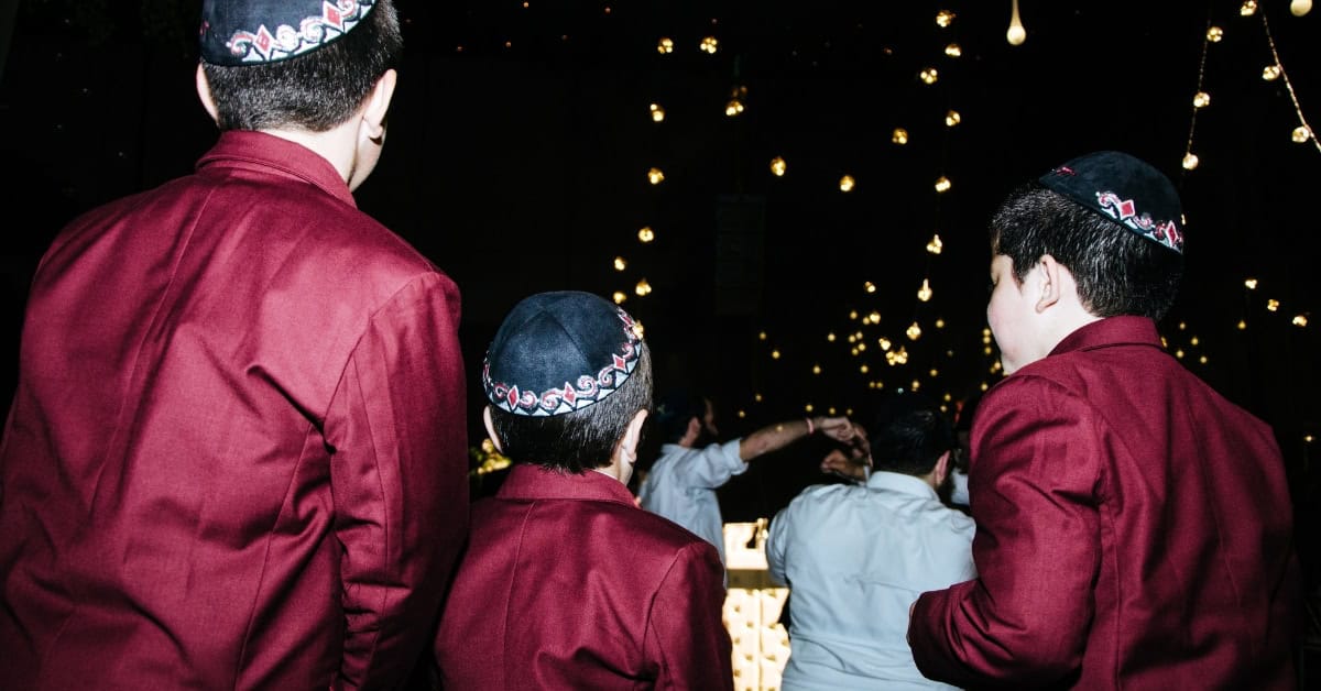 10 דרכים לעזור לילד לשים כיפה